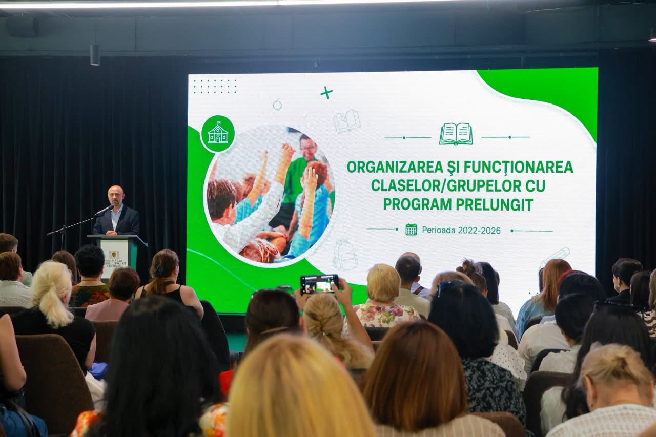 Comunitatea educațională solicită referendum privind reforma RESTART